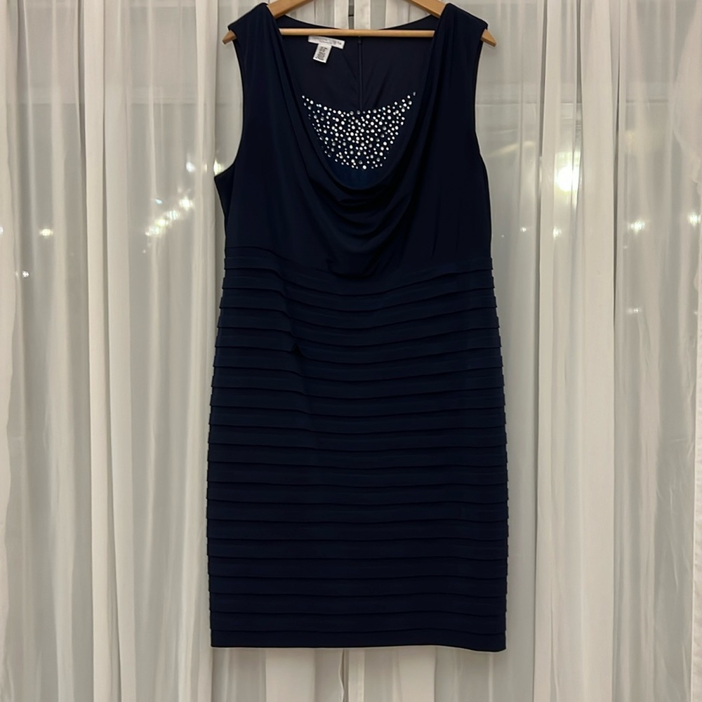 London Times Dress - Navy Blue size 16W. Formal cocktail dress